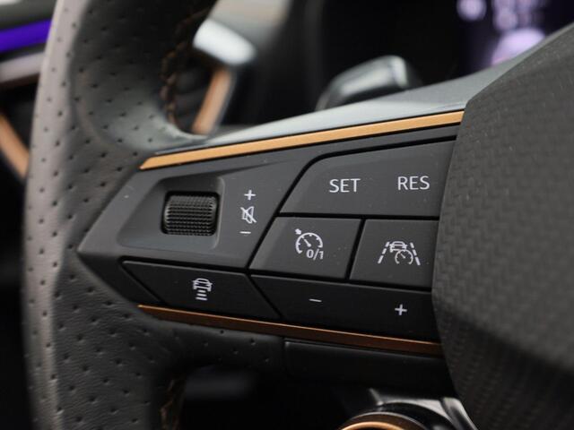 Cupra Formentor 1.4e-Hybrid 180kW/245PK VZ DSG · Panoramadak · Camera + Parkeersensoren · Apple/Android Car Play ·