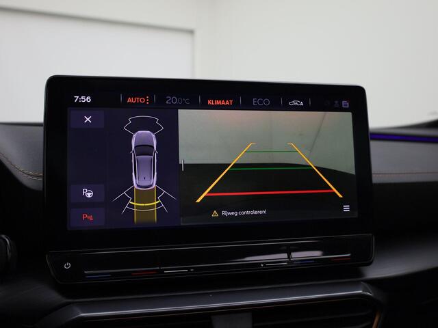 Cupra Formentor 1.4e-Hybrid 180kW/245PK VZ DSG · Panoramadak · Camera + Parkeersensoren · Apple/Android Car Play ·