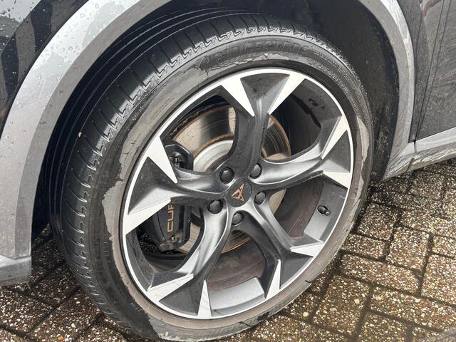 Cupra Formentor 1.4 e-Hybrid VZ Performance | SCI | 245pk | PHEV | Plug-in Hybride | Trekhaak wegklapbaar | Stoelverwarming | 360 Camera | Adaptive cruise control | 19 inch