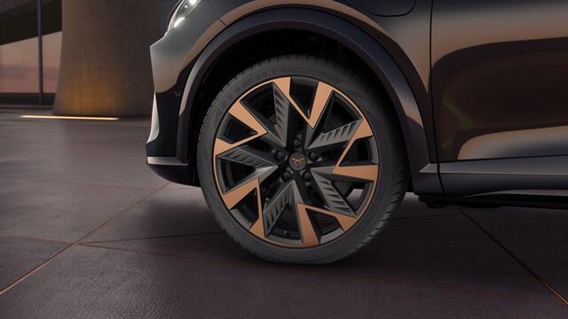 Cupra Formentor 1.5 TSI e-Hybrid 272 6DSG VZ Performance | Achteruitrijcamera | Digitaal instrumentenpaneel (Virtual Cockpit) | Draadloze Apple CarPlay(TM), Android Auto(TM)