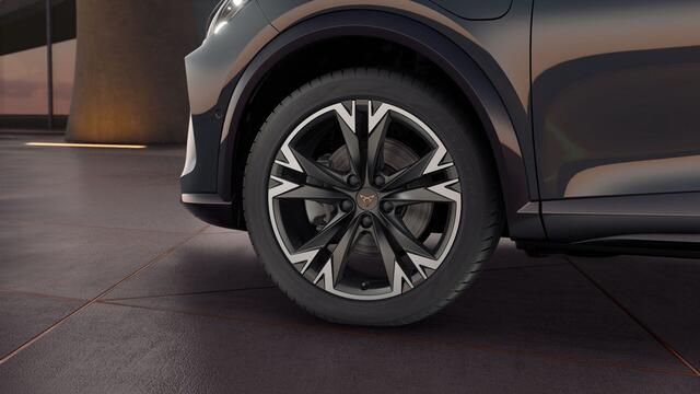 Cupra Formentor 1.5 TSI e-Hybrid 204 6DSG Business | Achteruitrijcamera | Digitaal instrumentenpaneel (Virtual Cockpit) | Draadloze Apple CarPlay(TM), Android Auto(TM)