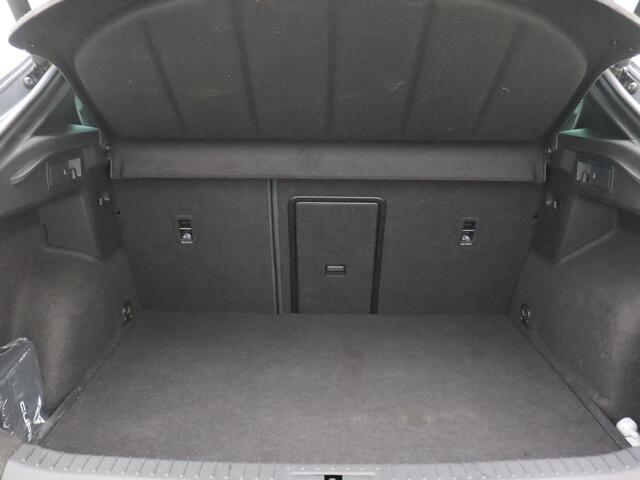 Cupra Formentor 1.4 e-Hybrid VZ Copper Edition 245PK DSG SOH 100%, Pano-Schuifdak, Trekhaak, 360gr. Camera, Matrix Led-Verlichting, Keyless, Side Assist, Stoel-Stuurverwarming, Memorystoel