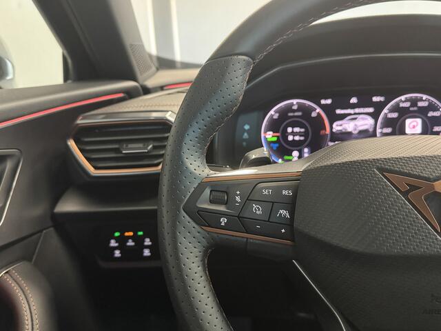 Cupra Formentor 1.4 TSI e-Hybrid ACC / Carplay / Pano / Stoelverwarming