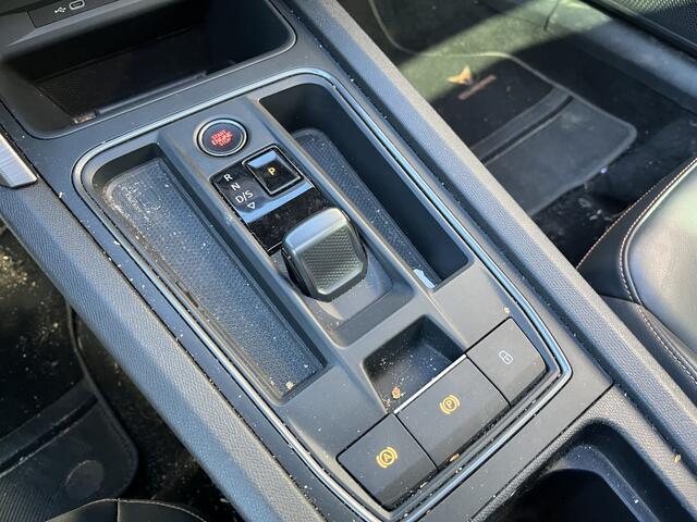 Cupra Formentor 1.4 e-Hybrid Performance / AUTOMAAT/ PANO/ LEER/ 245 PK/ STUUR+STOELVERWARM. / PARK.SENSOR.V+A/ CAMERA/ MEMORYSEAT/ DODEHOEK/ FULL LINK/ KEYLESS/ RIJ-MODI/ ACC/ NAVI/ DAB/ CLIMA/ LED/ 19'' LMV