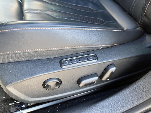 Cupra Formentor 1.4 e-Hybrid Performance / AUTOMAAT/ PANO/ LEER/ 245 PK/ STUUR+STOELVERWARM. / PARK.SENSOR.V+A/ CAMERA/ MEMORYSEAT/ DODEHOEK/ FULL LINK/ KEYLESS/ RIJ-MODI/ ACC/ NAVI/ DAB/ CLIMA/ LED/ 19'' LMV