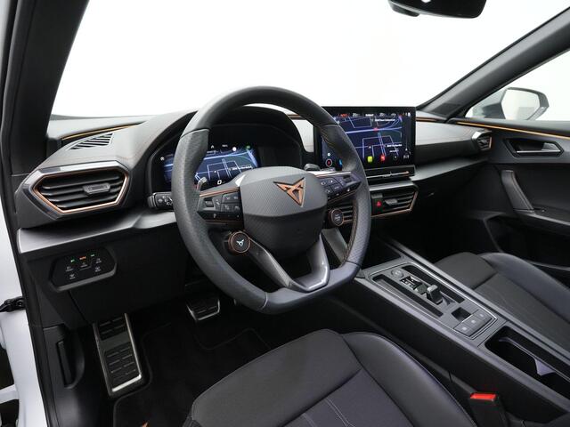 Cupra Formentor 1.4 e-Hybrid 245 pk VZ | Panoramadak | Trekhaak | Kuipstoelen | Adaptief sportonderstel | Achteruitrijcamera