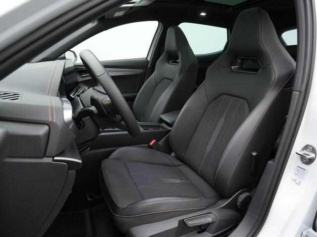 Cupra Formentor 1.4 e-Hybrid 245 pk VZ | Panoramadak | Trekhaak | Kuipstoelen | Adaptief sportonderstel | Achteruitrijcamera