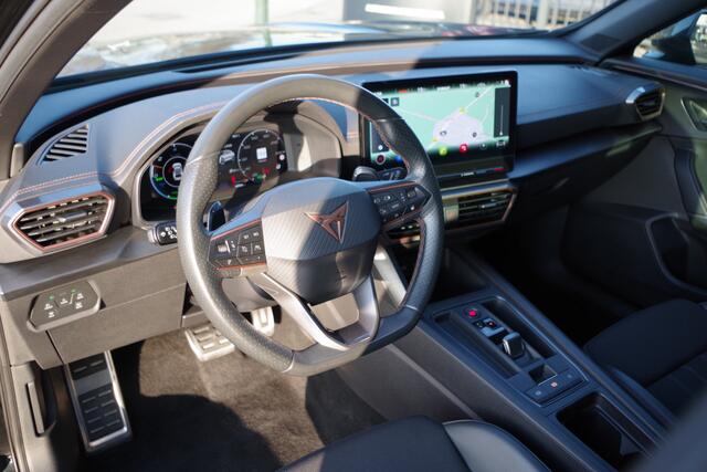 Cupra Formentor 1.4 e-Hybrid VZ 245 PK Copper Edition PHEV, Panoramadak, Kuipstoelen