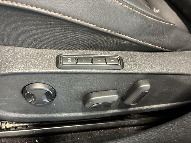 Cupra Formentor 1.4 245pk DSG e-Hybrid VZ Performance · Panoramadak · 360 Camera · Wegklapbare Trekhaak · Dodehoek Detectie · Keyless · 19'' Inch ·