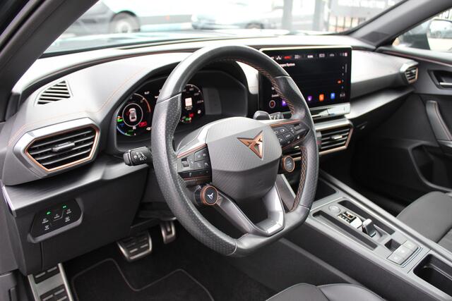 Cupra Formentor 1.4 245Pk e-Hybrid PHEV VZ Performance | Gave kleur! | 360 camera | Trekhaak