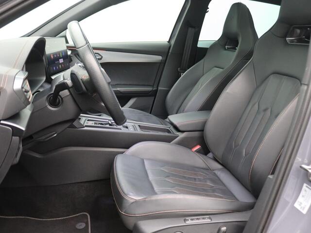 Cupra Formentor 1.4 e-Hybrid VZ Copper Edition 245PK DSG Pano-Schuifdak, Trekhaak, Elektr. Achterklep, 360gr. Camera, Memorystoel, Leder, Side Assist, Stoel-Stuurverwarming, 19" LM Velgen