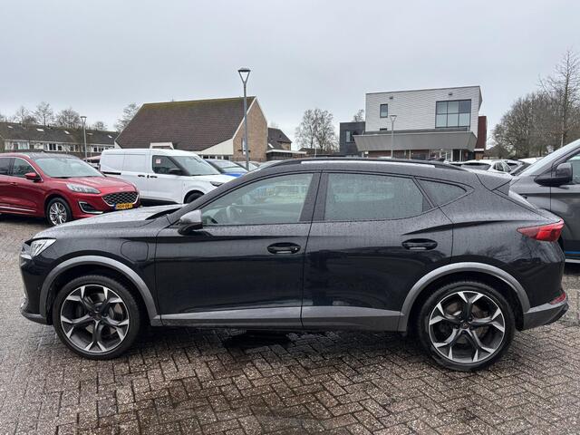 Cupra Formentor 1.4 e-Hybrid VZ Performance | 245pk PHEV | Plug-in Hybride | Stoelverwarming | Camera | Adaptive cruise control | 19 inch