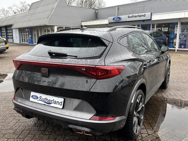 Cupra Formentor 1.4 e-Hybrid VZ Performance | 245pk PHEV | Plug-in Hybride | Stoelverwarming | Camera | Adaptive cruise control | 19 inch