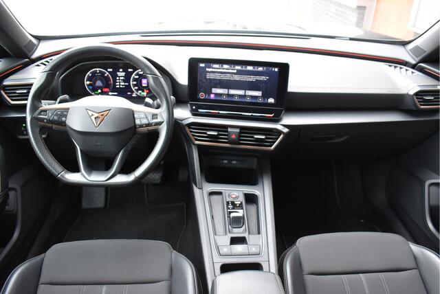 Cupra Formentor 1.4 e-Hybrid Business Virtual cockpit, Adaptive cruise, Keyless, Carplay, PDC
