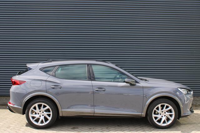 Cupra Formentor 1.4 TSI e-Hybrid Essential Camera Full-Led Carplay Adaptive-Cruise