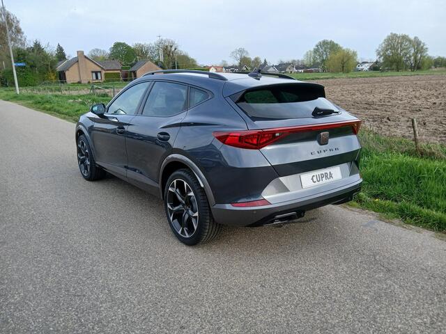 Cupra Formentor 1.5 TSI DSG-7 Business Edition Plus + 19 Inch + Camera etc.