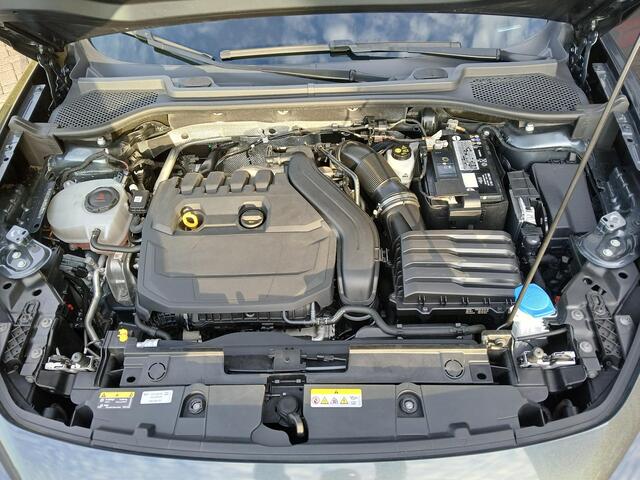 Cupra Formentor 1.5 TSI DSG-7 Business Edition Plus + 19 Inch + Camera etc.