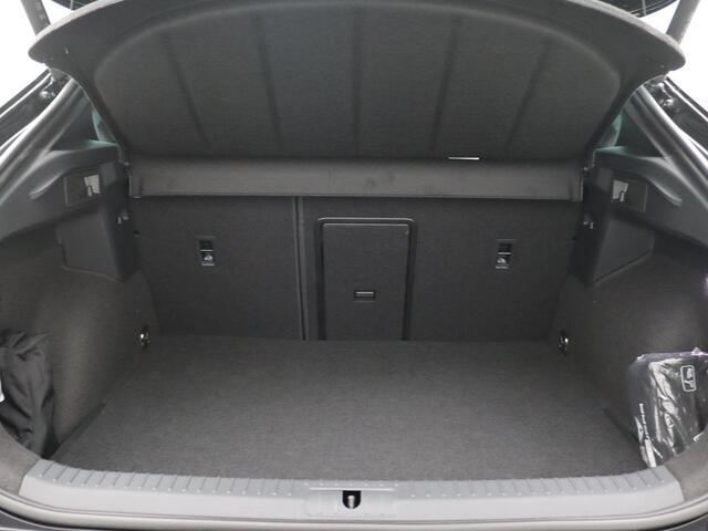 Cupra Formentor 1.5 TSI e-Hybrid VZ Performance 272PK DSG Pano-Schuifdak, Trekhaak, 19" LM Velgen, Sennheiser Audio, 360gr. Camera, Memorystoel, Matrix LED-Verlichting, Stoel-Stuurverwarming