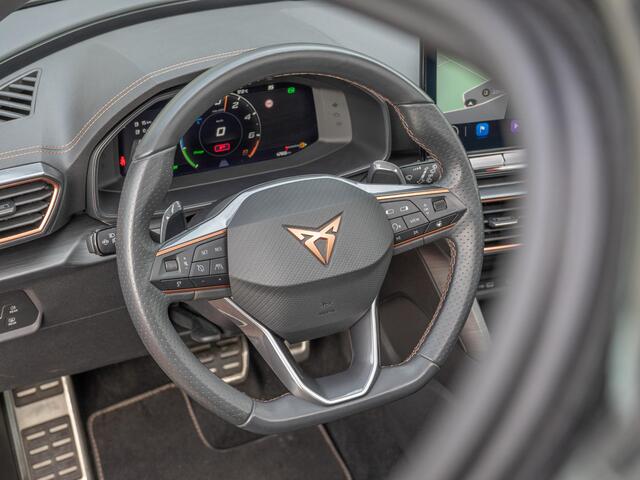 Cupra Formentor 1.4 e-HYBRID 150kW DSG | Pano | Matrix-LED | Ambiente