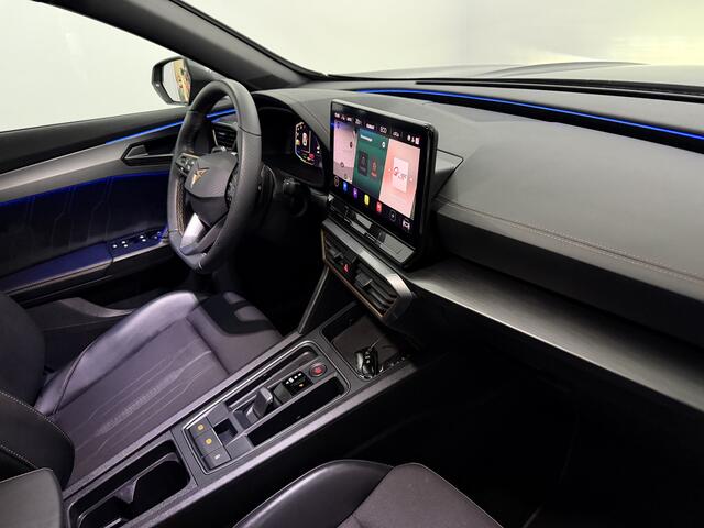 Cupra Formentor 1.4 e-Hybrid VZ Performance Camera, Navi, Half leder, Memory stoelen, Virtual desk, Keyless start, Rijstrook correctie, Cruise control adaptief