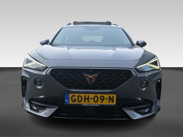 Cupra Formentor 1.4 e-Hybrid VZ Copper Edition | Automaat | Pano | 360 Camera | Stoel/Stuurverwarming | Memorie stoelen | Adaptive Cruisecontrol |