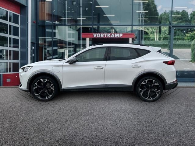 Cupra Formentor 1.4 TSI E-HYBRID VZ PERFORMANCE BUCKET-SEATS/TREKHAAK/CAMERA/ELEK-KLEP/STOELVERW