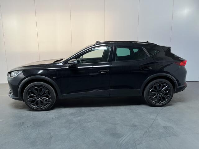 Cupra Formentor 1.4 e-Hybrid VZ Tribe Edition / AUTOMAAT/ PANO/ TREKHAAK/ STUUR+STOELVERWARM./ PARK.SENSOR.V+A/ 360 CAMERA/ MEMORY SEAT/ DODEHOEK/ ACC/ KEYLESS/ FULL LINK/ ELEK.ACHTERKLEP/ BEATS AUDIO/ NAVI/ DAB/ 19'' LMV