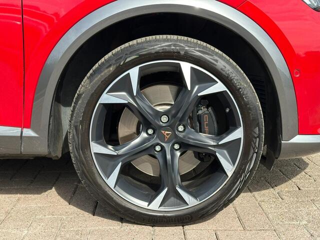 Cupra Formentor 1.4 e-Hybrid VZ Performance 245pk PHEV | Panoramadak | Stoelverwarming | Vol leder | Verwacht