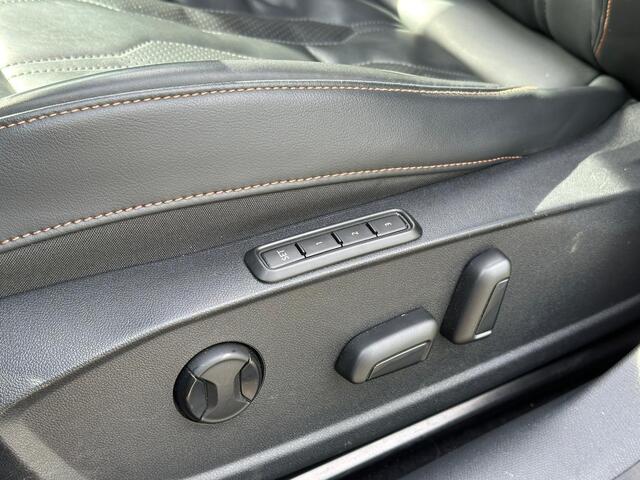 Cupra Formentor 1.4 e-Hybrid VZ Performance 245pk PHEV | Panoramadak | Stoelverwarming | Vol leder | Verwacht