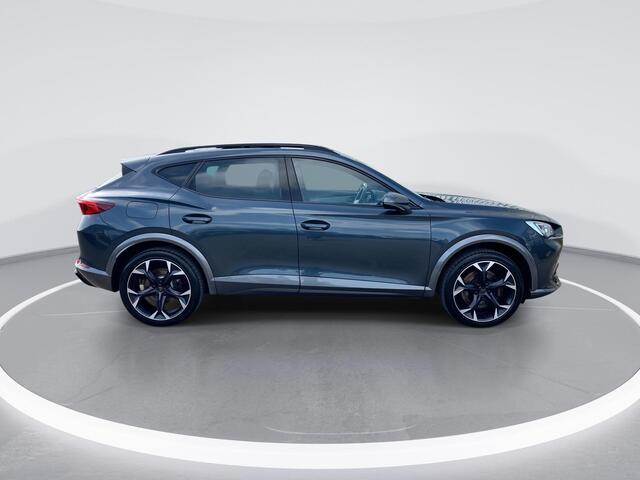 Cupra Formentor 1.4e-Hybrid 180kW/245PK VZ DSG · Panoramadak · Camera + Parkeersensoren · Apple/Android Car Play ·