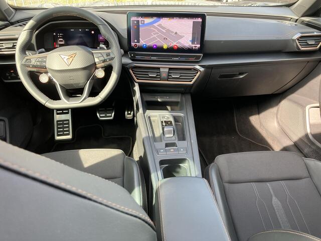 Cupra Formentor 1.4e-Hybrid 180kW/245PK VZ DSG · Panoramadak · Camera + Parkeersensoren · Apple/Android Car Play ·