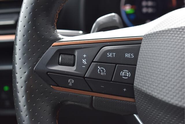 Cupra Formentor 1.4 e-Hybrid VZ Virtual cockpit, Adaptive cruise, Camera, Stuur/Stoelverwarming, PDC