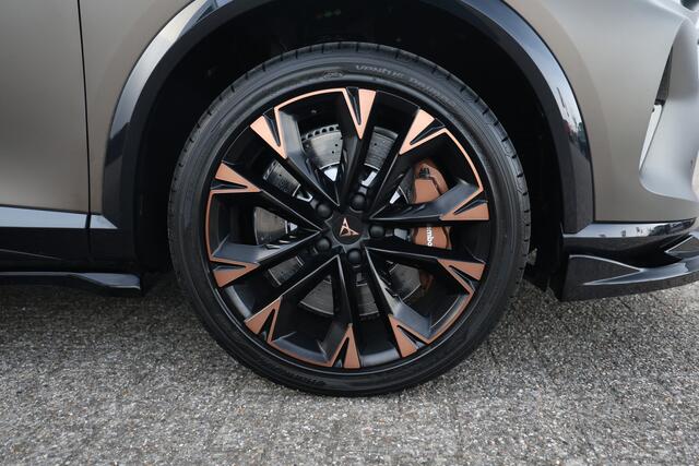 Cupra Formentor 1.5 TSI e-Hybrid VZ Extreme 272PK Pano|Sabelt|Sennheizer|Maxton|Brembo