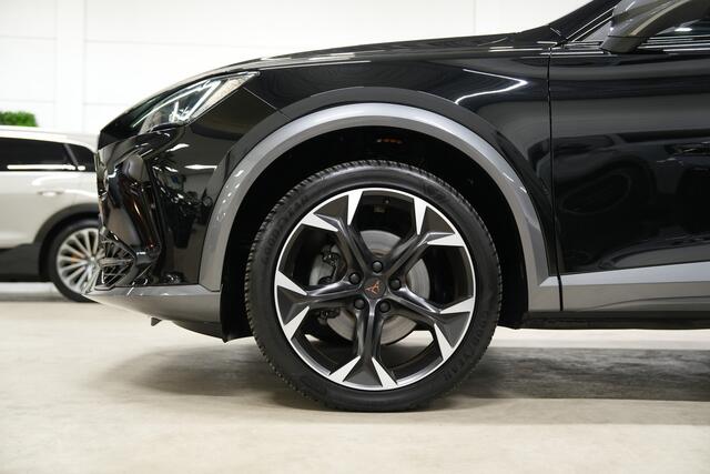 Cupra Formentor 1.5 TSI DSG * Camera - 19" - Keyless - Sfeer - Blind Spot - ACC - App - ACC *