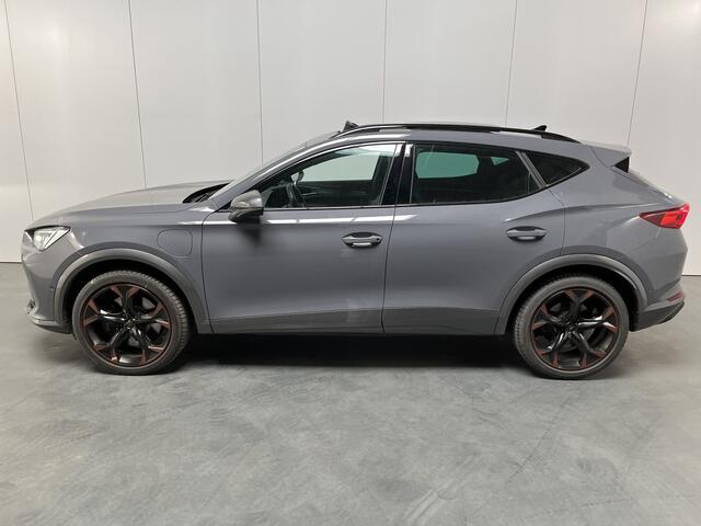 Cupra Formentor 1.4 e-Hybrid VZ Performance / 245 PK/ AUTOMAAT/ PANODAK/ MEMORY SEAT/ KEYLESS/ DIGITAL DASH/ CRUISE/ STOELVERWARM./ NAVI/ PARK. SENSOREN + CAMERA