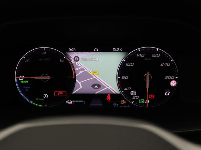 Cupra Formentor 1.4 e-Hybrid VZ Performance 245PK DSG Panoramadak, Trekhaak, Memorystoel, Keyless, 19" LM Velgen, Side Assist, Stoel-Stuurverwarming,360gr. Camera, Leder