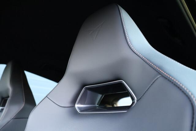 Cupra Formentor 1.4 e-Hybrid VZ Performance Dodehoek/Matrix LED/Beats/Elek. kuipstoelen+mem/360/Keyless/ACC/19"