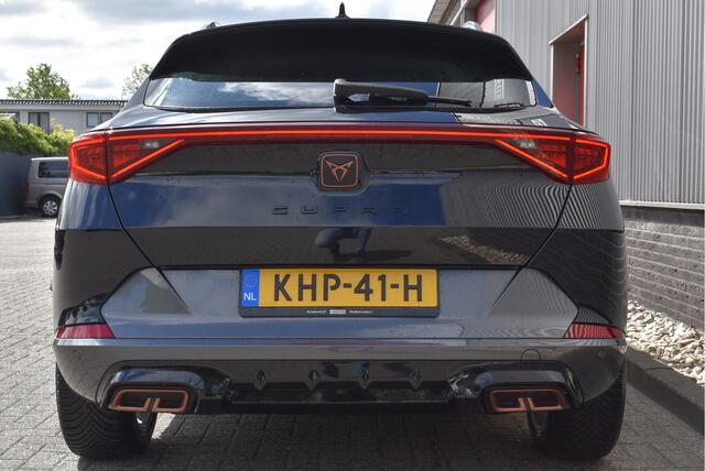 Cupra Formentor 1.4 e-Hybrid Virtual cockpit, Adaptive cruise, Stuur/stoelverwarming, DAB, PDC, Carplay