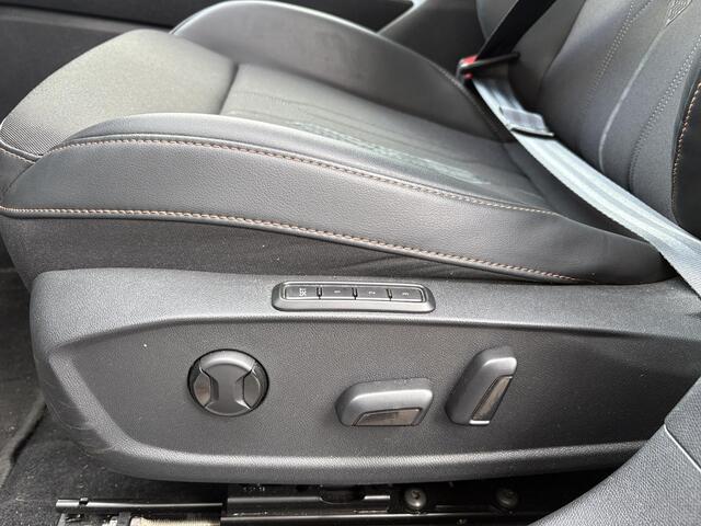 Cupra Formentor 1.4 e-Hybrid VZ Performance | 245pk PHEV | Wegklapbare trekhaak | Memory Seat | Stoelverwarming | ACC | Carplay |