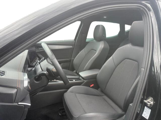 Cupra Formentor 1.5 TSI e-Hybrid Business | Panorama Dak | Camera | Stoel/Stuurverwarming | Adaptief Cruise Control | Climate Control | Apple Carplay/Android Auto | Full Led | Keyless | DAB | Digitaal Dashboard