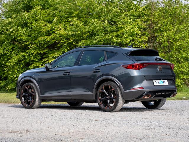 Cupra Formentor 1.4 e-Hybrid VZ // trekhaak // 360 camera // Carplay // navigatie