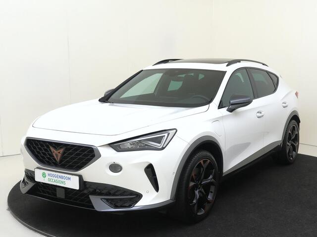 Cupra Formentor 1.4 e-Hybrid VZ Performance | SoH 93% | Panoramadak | Trekhaak | Parkeerassistent | Keyless | Adaptieve demping | Stoel- en stuurwielverwarming | Dodehoek detectie |