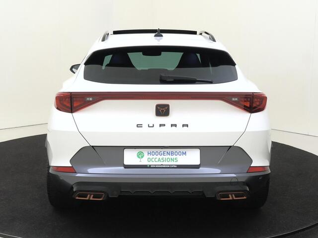 Cupra Formentor 1.4 e-Hybrid VZ Performance | SoH 93% | Panoramadak | Trekhaak | Parkeerassistent | Keyless | Adaptieve demping | Stoel- en stuurwielverwarming | Dodehoek detectie |
