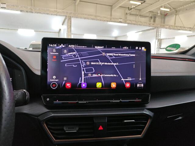 Cupra Formentor 1.4 e-Hybrid VZ Performance / AUTOMAAT/ 245 PK/ TREKHAAK/ PANODAK/ NAVI/ CRUISE/ DIGITAL DASH/ CLIMATE/ STOELVERWARMING/ PARK. SENSOREN + CAMERA