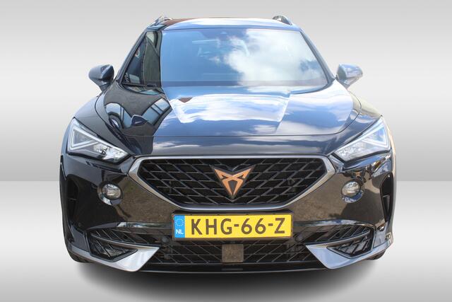Cupra Formentor 1.4 TSI e-Hybrid Essential All season Banden l Stoel- en Stuurverwarming l parkeren Assist l Rondom sensoren l Apple CarPlay/Android Auto l Adaptief Cruise control l Navigatie I