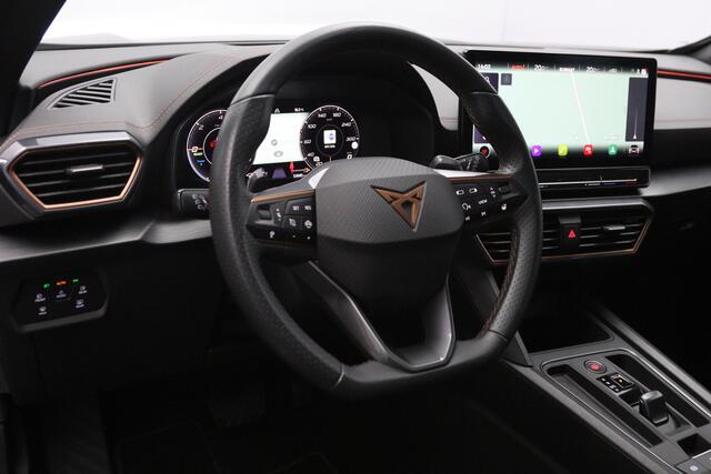 Cupra Formentor 1.4 e-Hybrid 204 PK Performance PHEV, Panoramadak, Camera, Adap. Cruise Control
