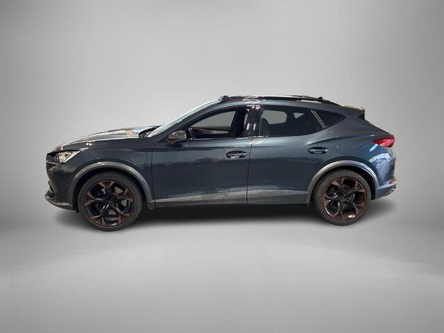 Cupra Formentor 1.4 245pk DSG e-Hybrid VZ Performance · Panoramadak · Wegklapbare Trekhaak · Leder · Camera · Elek. Voorstoel · Apple/Android Car Play · 19'' Inch ·