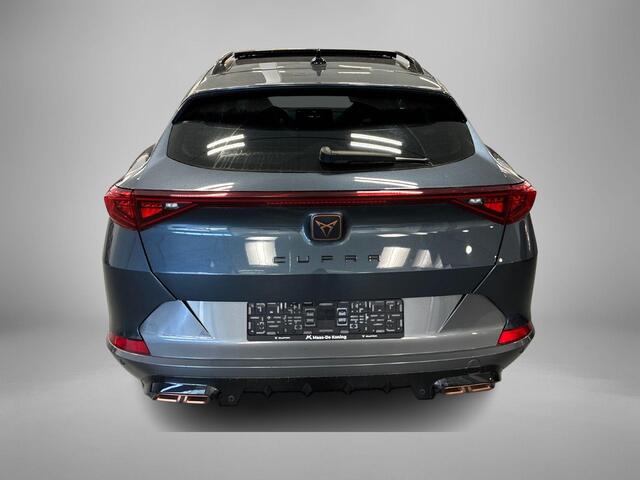 Cupra Formentor 1.4 245pk DSG e-Hybrid VZ Performance · Panoramadak · Wegklapbare Trekhaak · Leder · Camera · Elek. Voorstoel · Apple/Android Car Play · 19'' Inch ·
