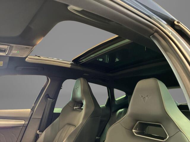Cupra Formentor 1.4 245pk DSG e-Hybrid VZ Performance · Panoramadak · Wegklapbare Trekhaak · Leder · Camera · Elek. Voorstoel · Apple/Android Car Play · 19'' Inch ·
