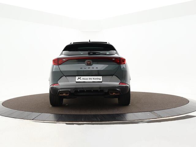 Cupra Formentor 1.4 245pk DSG e-Hybrid VZ Performance · Panoramadak · Camera · Apple/Android Car Play · Elek. Voorstoel · Sfeerverlichting · 19'' Inch ·